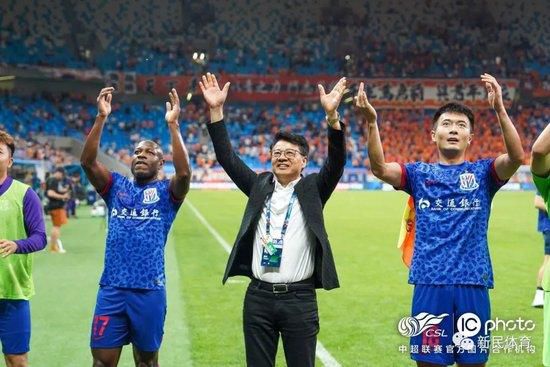 扇乳抽打虐臀调教室h男男