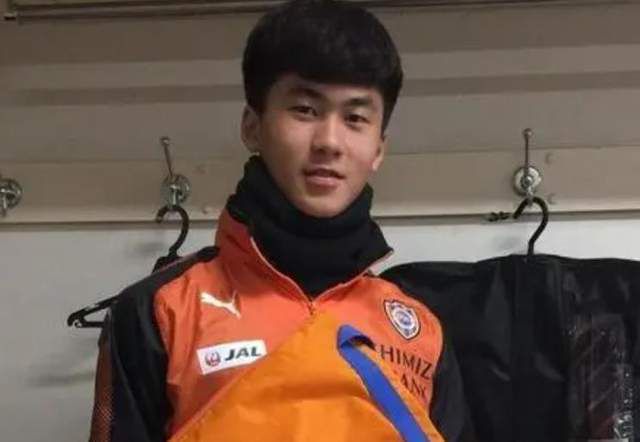 加勒道久一本第一页