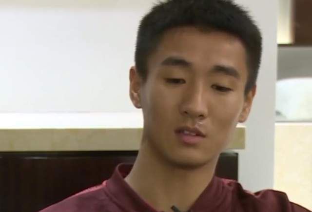 亚洲三级理论片